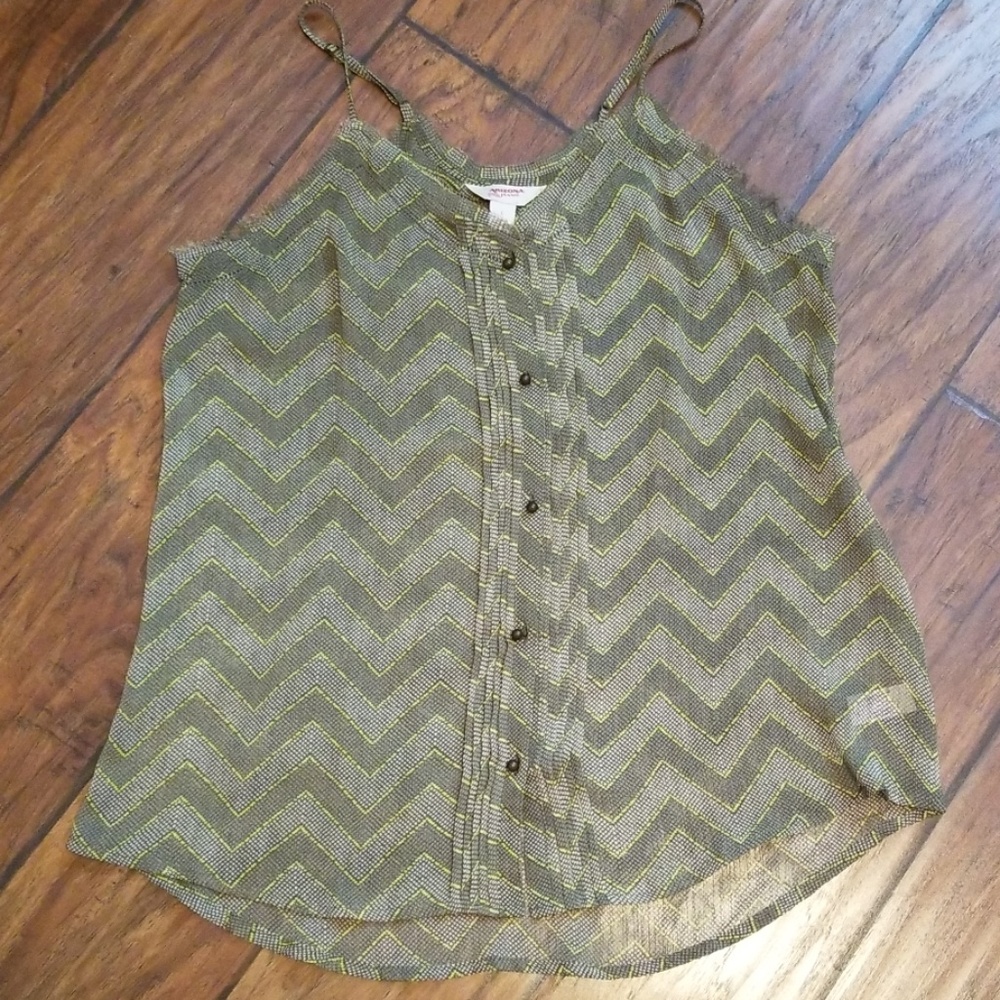 NWOT Junior's sheer tank